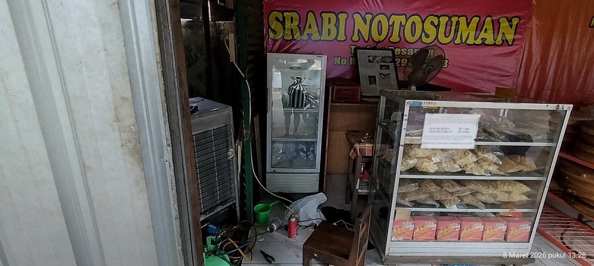 riyantosolotech's tweet photo. Jasa service AC, mesin cuci, kulkas, showcase, freser box, dryer dll
Panggilan dikerjakan ditempat anda 🙏 wilayah terdekat Soloraya.
Amanah dan bergaransi 💯

Reservasi klik Telp / Wa 👇👇
    https://t.co/totrTfL4pW

#servicemesincucisolo #serviceacsukoharjo
#serviceacsoloraya https://t.co/XNW5uks8fG