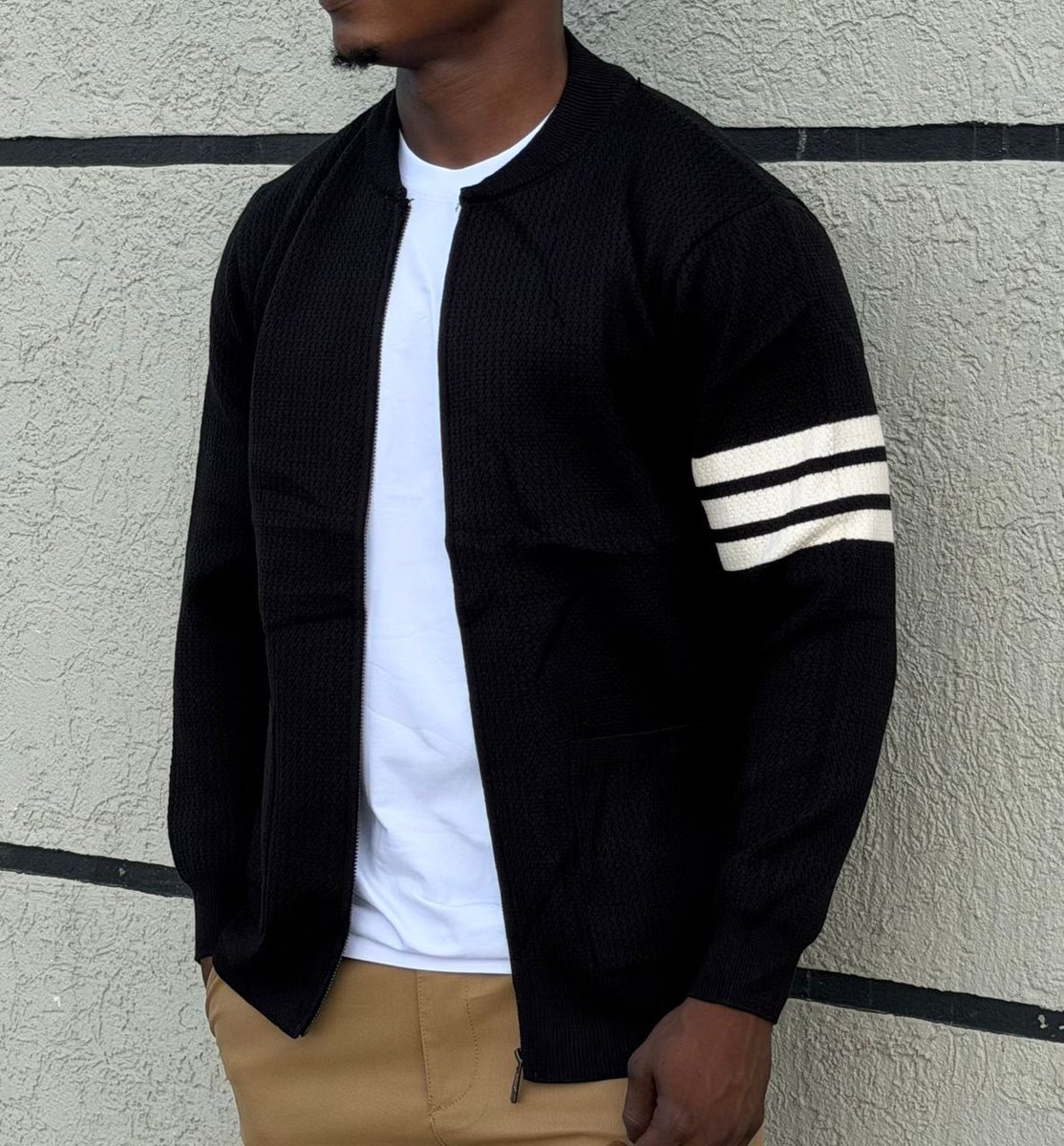 TriciaAbou's tweet photo. Sweater Available ✔️🔥☄️

*Sizes; M-2XL✅

*Prices; Tshs 35000/=

QUALITY IS ASSURED ✅ 🔥✅

Call/Whatsapp 0763514126 

RT 🙏🏻
@anuskills3 @INFLUENCERjr @rollymsouth @McinikaWaLamar @Geoffrey87Lea https://t.co/YP5jcUZDp1
