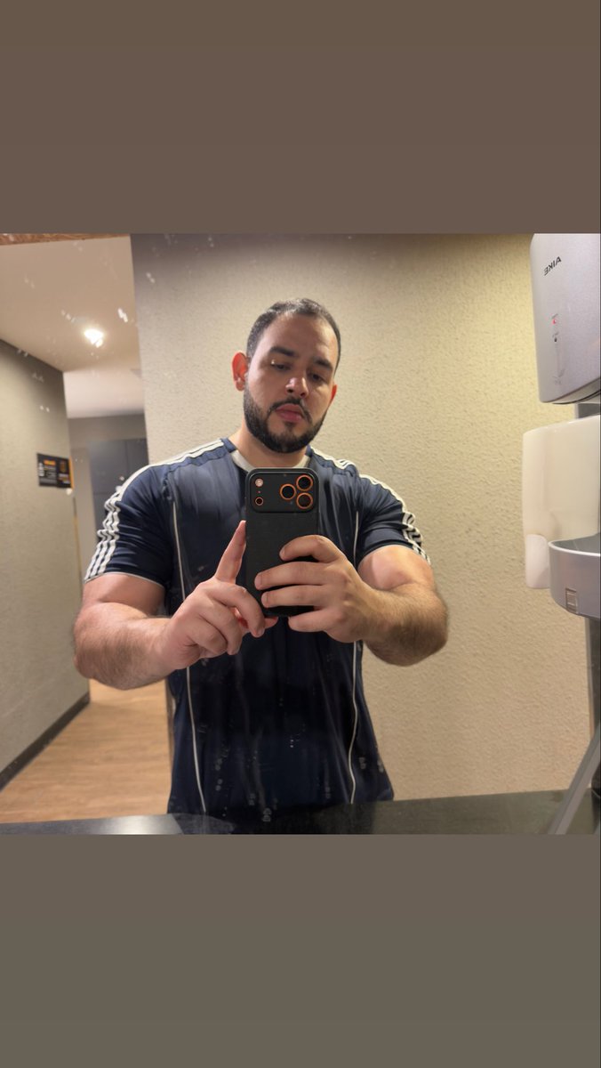 alanfz15's tweet photo. https://t.co/CjiNfcQUo9