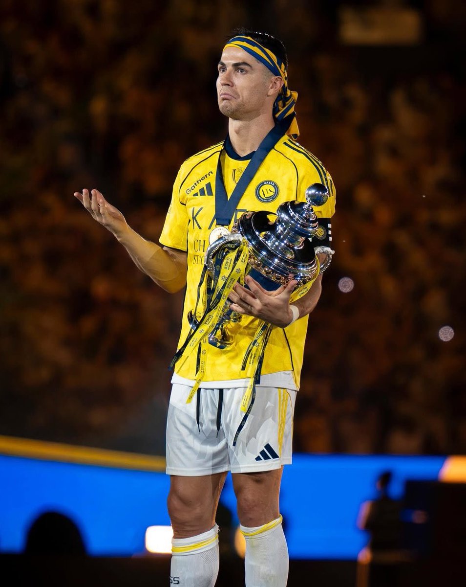 Cristiano Ronaldo News tweet media