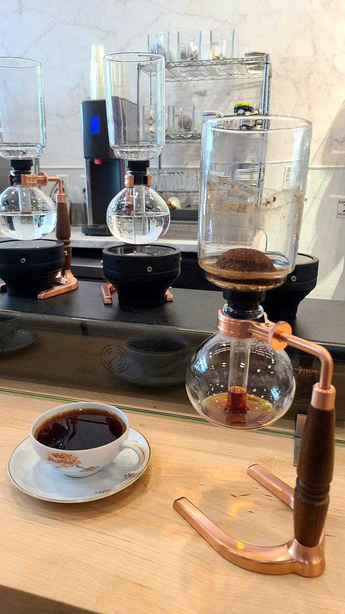 caffedbolla's tweet photo. "Such a fun experience. Incredible craft coffee you can’t get anywhere else. The owner is very knowledgeable about the field." - Bridgette McCauley 

Reservations are recommended.

@UtahFoodNet #SLC #coffeeshop https://t.co/fduwwNflk3