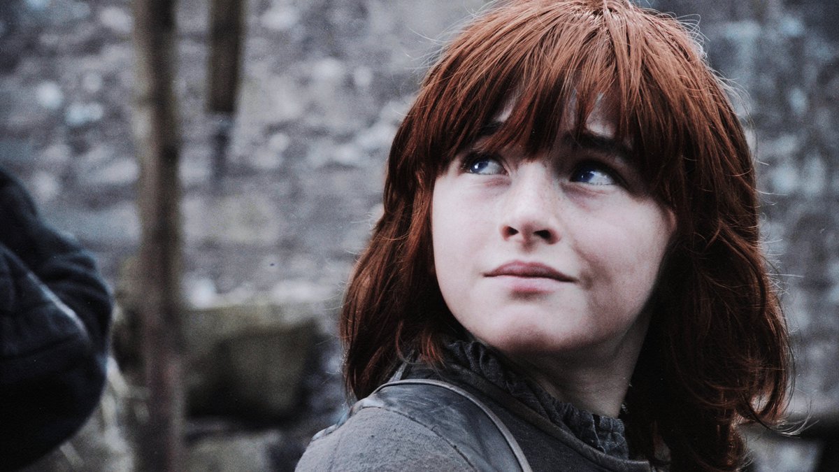ASOlAFbran's tweet photo. Bran had been marking the days on his wall, eager to depart, to see a world he had only dreamed of and begin a life he could scarcely imagine. Yet now that the last day was at hand, suddenly Bran felt lost. Winterfell had been the only home he had ever known. https://t.co/e6Z4bBaRNi