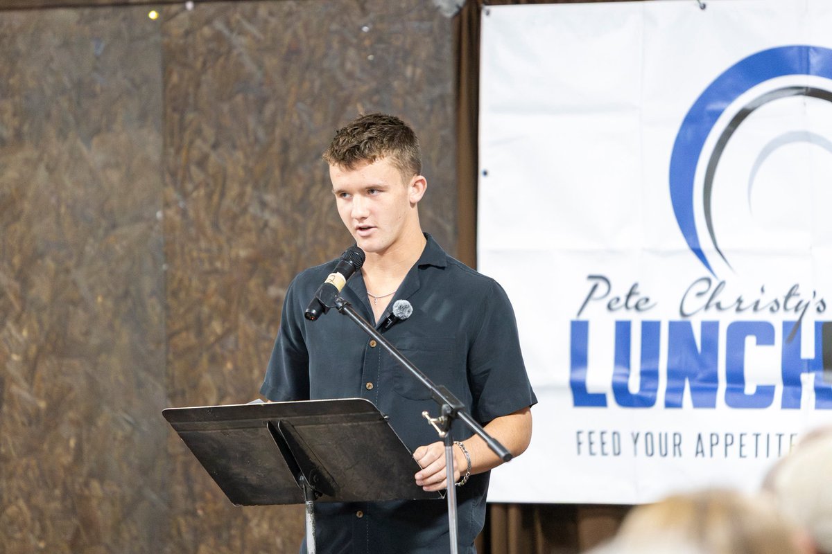 pchristy11's tweet photo. Congrats to Carson Tucker of Valley for receiving a Here I am Send Me Ministry Scholarship at my Lunch Church Wednesday.

Watch him speak here:

https://t.co/HGDwfaqtFk https://t.co/3DU1TJjbjw