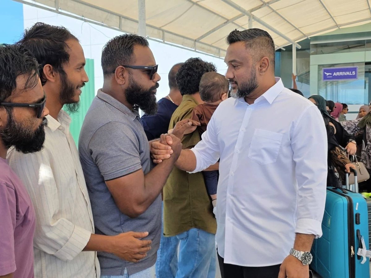 waddey (ވައްޑެ) 🎈 tweet media