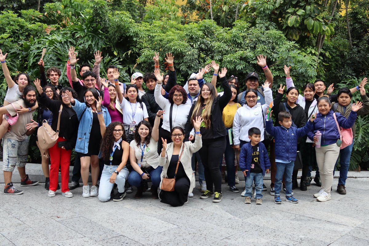 Plan_MX's tweet photo. 🎨🧡 Como parte del proyecto Emprende Joven México, adolescentes, jóvenes y sus familias participaron en una jornada de convivencia y aprendizaje en el Papalote Museo del Niño.

Gracias a @ScotiabankMX por impulsar espacios de aprendizaje y desarrollo para las juventudes. ✨ https://t.co/kiallZGJTU