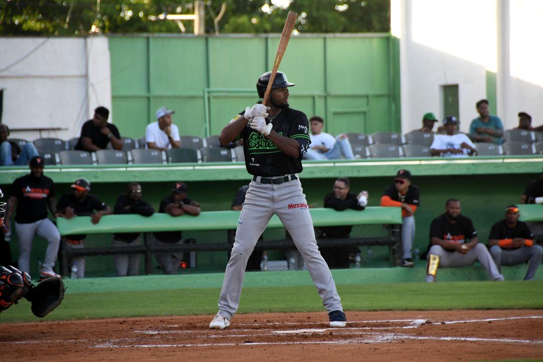 EOBASEBALLCLUB's tweet photo. Willy Vásquez (BALTIMORE) disparó ayer 1 HR de 2 carreras, en AAA. Vázquez (.224/.333/.677) tiene 3 HR en la temporada. https://t.co/NNBOTDbxX3