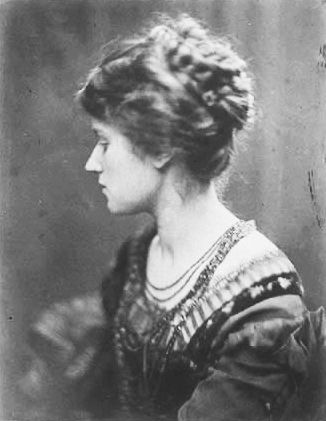 FranckDache's tweet photo. Marie Spartali Stillman par Julia Margaret Cameron, 1868. https://t.co/cIMDQMWeUK