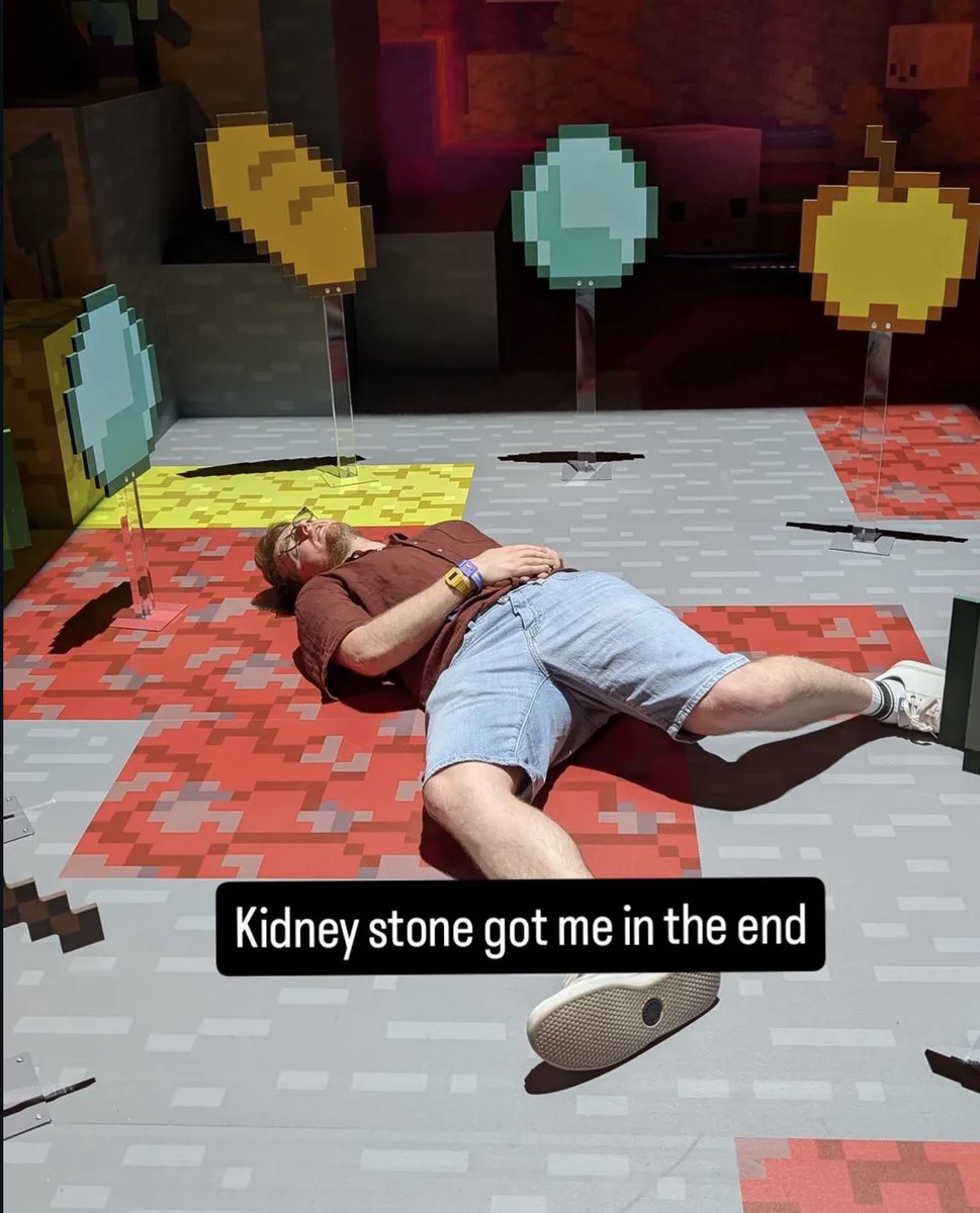 venbies's tweet photo. IS HE OKAY 😭😭😭😭 https://t.co/pPTVxMYJ2G