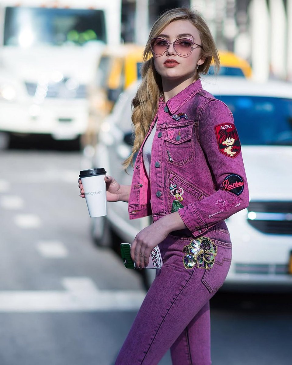 addictionfemme's tweet photo. peyton list in real life https://t.co/5x2nxVjt9x