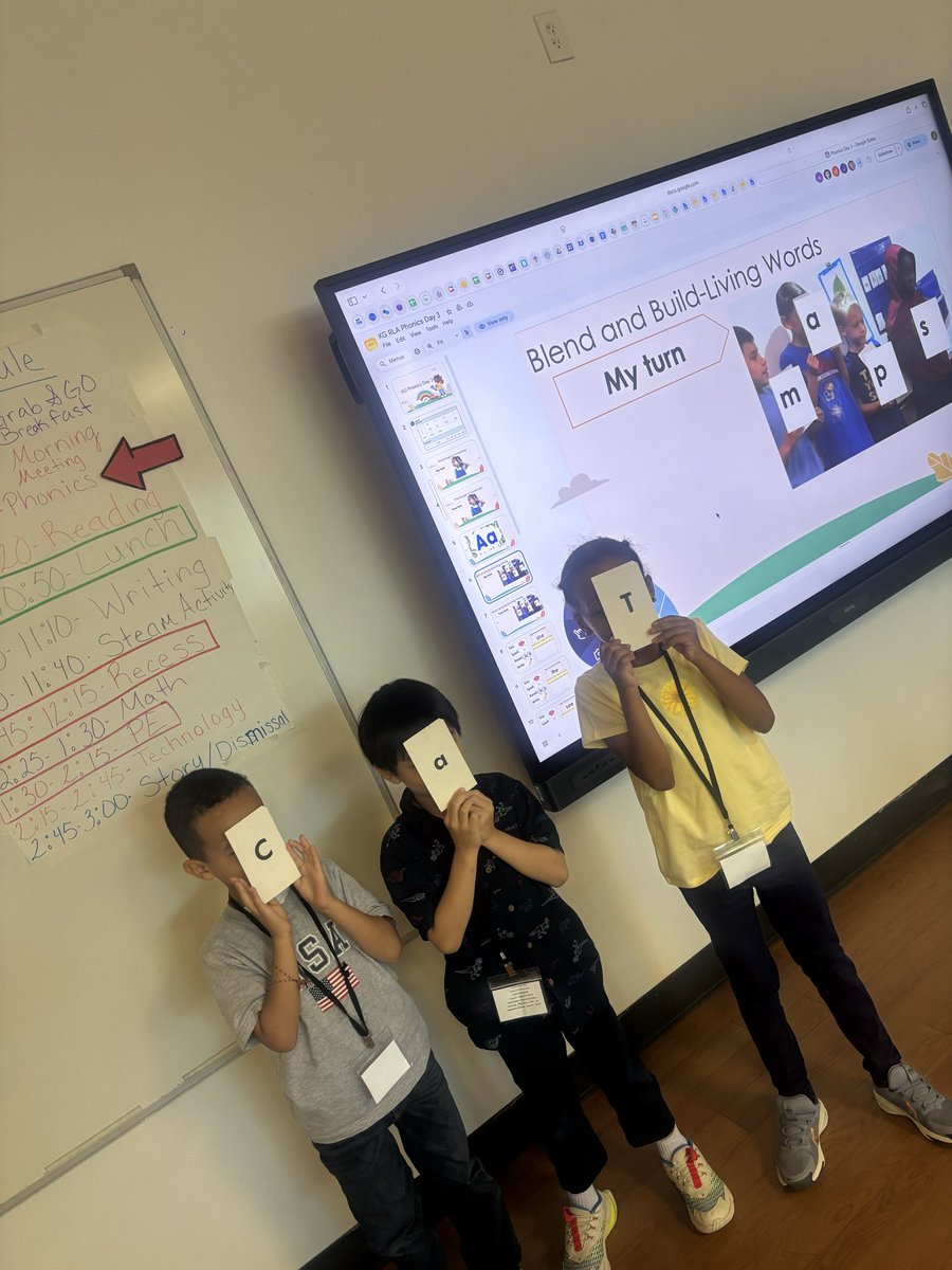 MrRomero0's tweet photo. Phonics Fun! @ACEIgniteSummer https://t.co/mAzTpyMkib