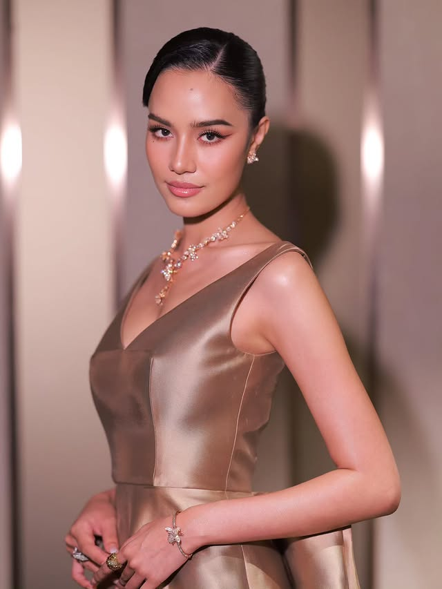 pageant_i's tweet photo. 𝐍𝐄𝐖𝐒• Miss World 2025, Opal Suchata attended the prestigious KCDA Conference to support expanding international dialogue and women-led leadership initiatives. #MissWorld https://t.co/RXte58Trmx