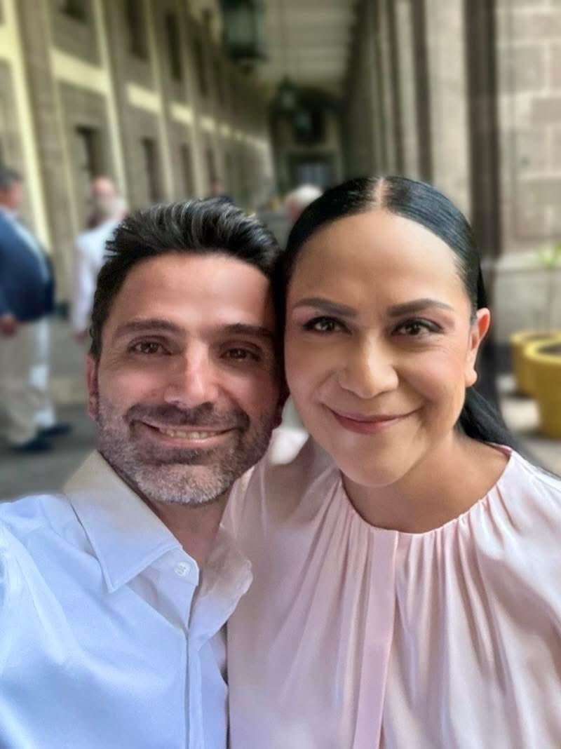 RodrigoAbdalaD's tweet photo. Le deseo un muy feliz cumpleaños a @A_MontielR, presidenta del CEN de @PartidoMorenaMx, quien es una mujer incansable, luchadora y profundamente comprometida con el proyecto de transformación. Que esta nueva vuelta al sol le traiga la fortaleza y sabiduría necesaria para seguir con su importante encomienda frente al partido que ha transformado la vida de millones de mexicanos.

Abrazo fuerte querida presidenta Ariadna!!!