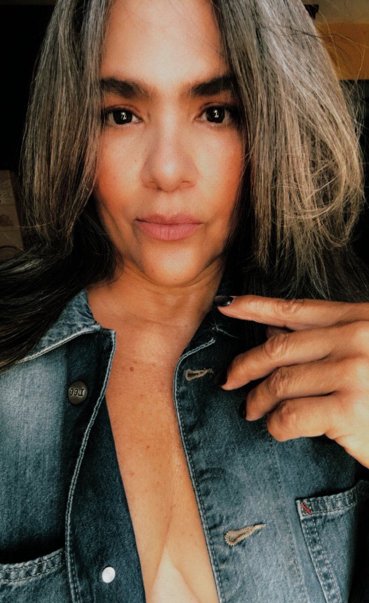 Sharonisback tweet media