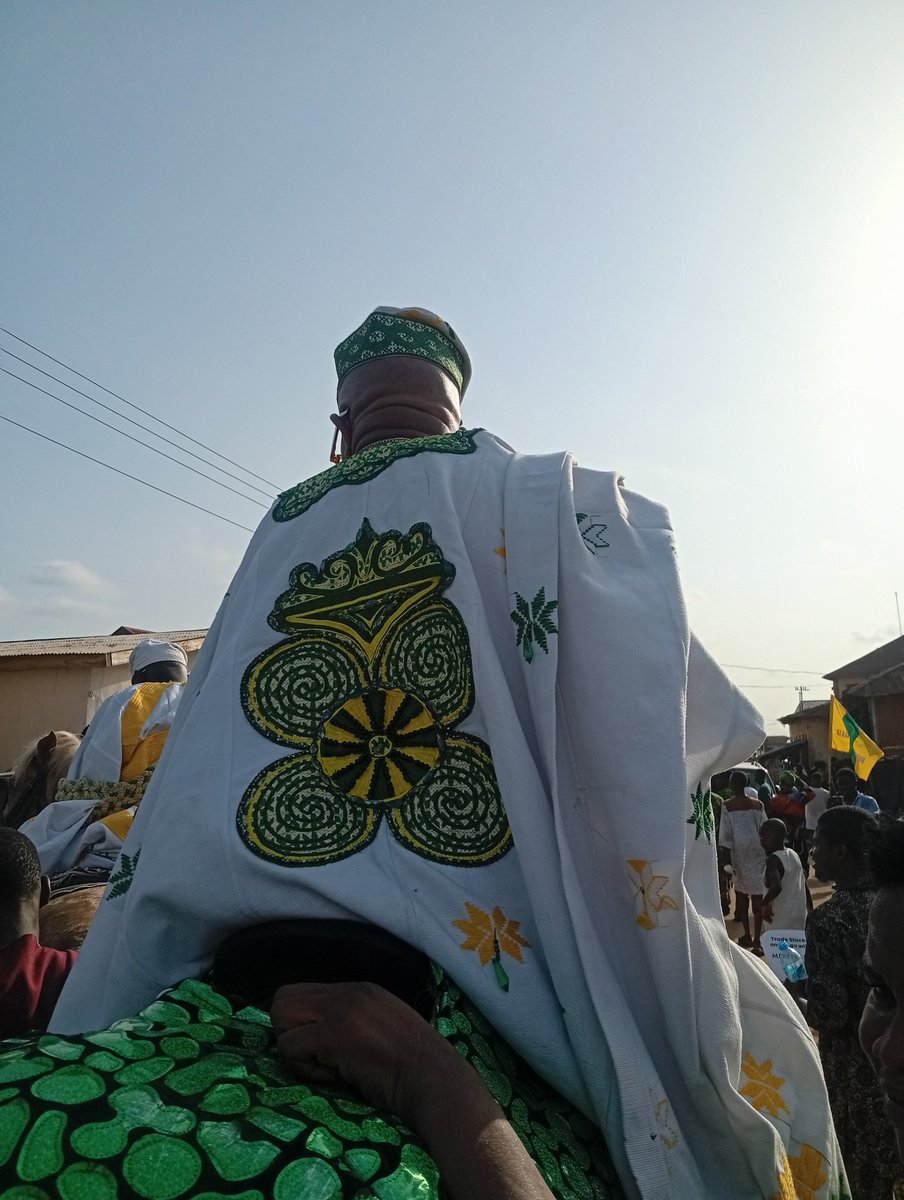 rashmilly01's tweet photo. I went to Ojude oba for the first time, and I saw the man himself....Mr Farooq 😎 https://t.co/LSOs1UuxB7