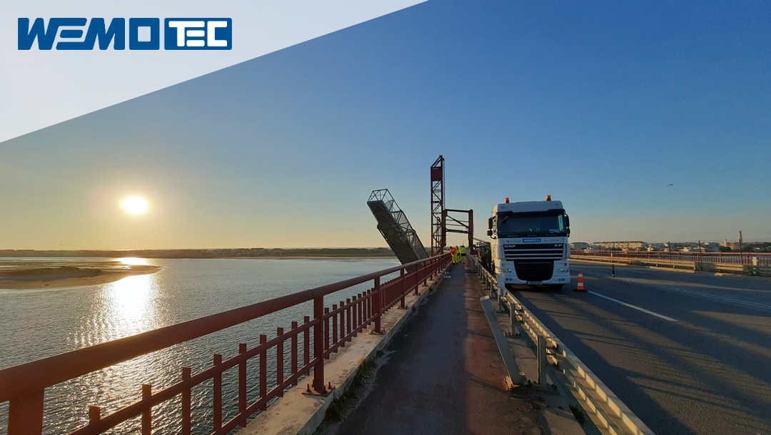 wemopt's tweet photo. O futuro não se improvisa — previne-se com método. 
Segurança em todas as alturas!
#underbridgeunits #bybridge #bridges #uvirp #pontes https://t.co/ZYbXNw2XOe