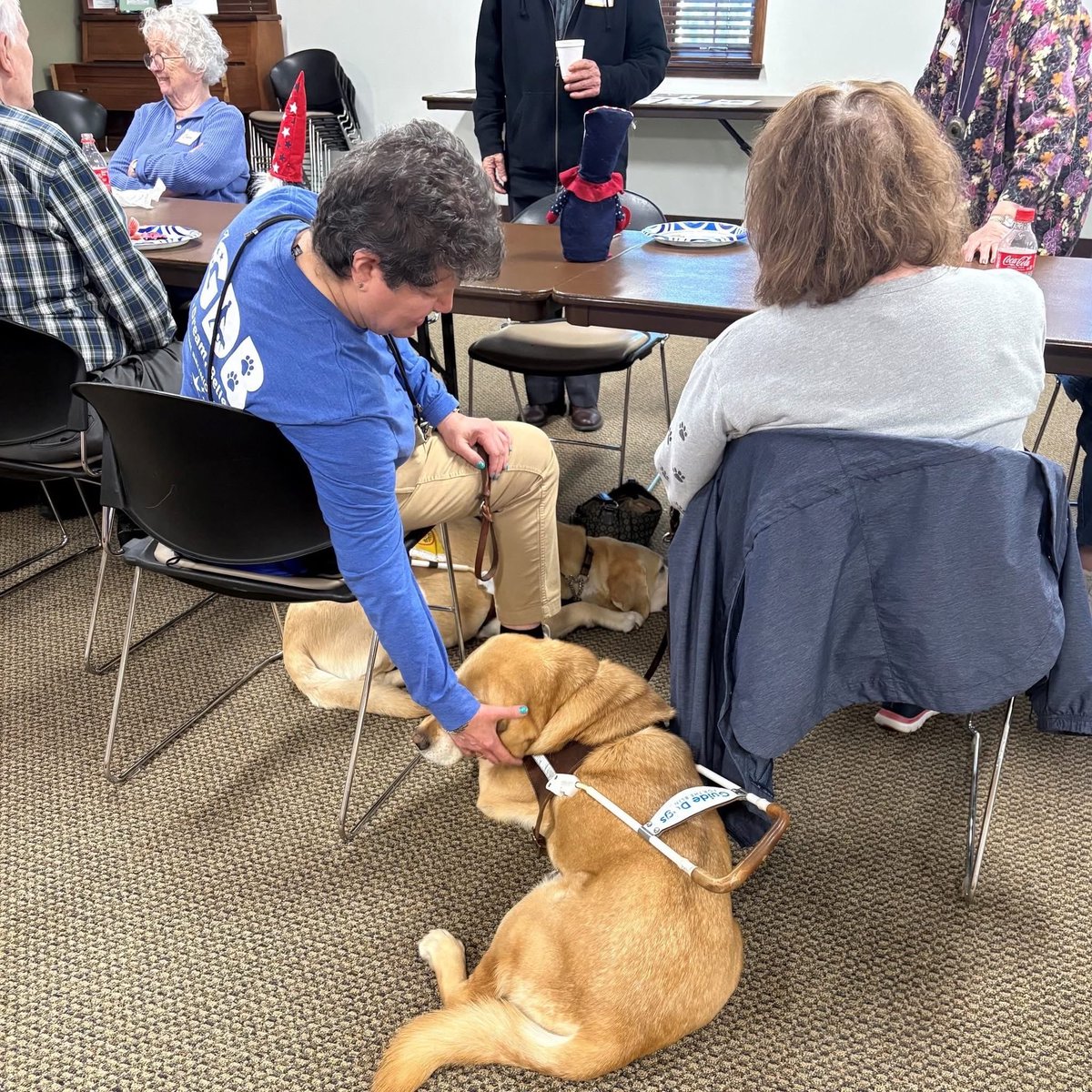 WheelingTwsp's tweet photo. The VIP Low Vision Support Group recently gathered for an afternoon of fellowship and a special presentation from Guide Dogs for the Blind. The group meets monthly via Zoom. For information, contact LLahey@wheelingtownship.com. https://t.co/heeIz08pZd