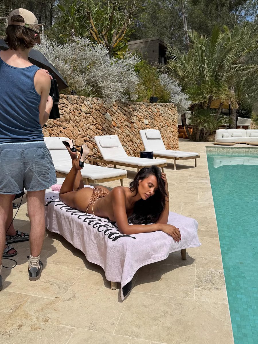 Maya Jama Updates 🗞️ tweet media
