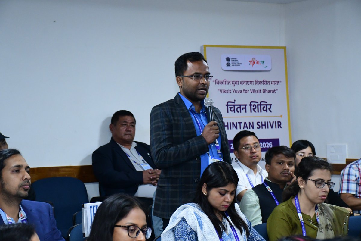 MYBharatHQ's tweet photo. Under the leadership of Dr. Mansukh Mandaviya, Hon’ble Union Minister for Youth Affairs &amp; Sports, MY Bharat officials and representatives from the Ashtalakshmi and Eastern states came together to foster collaboration and accelerate impactful youth initiatives. https://t.co/oEtzyUohde