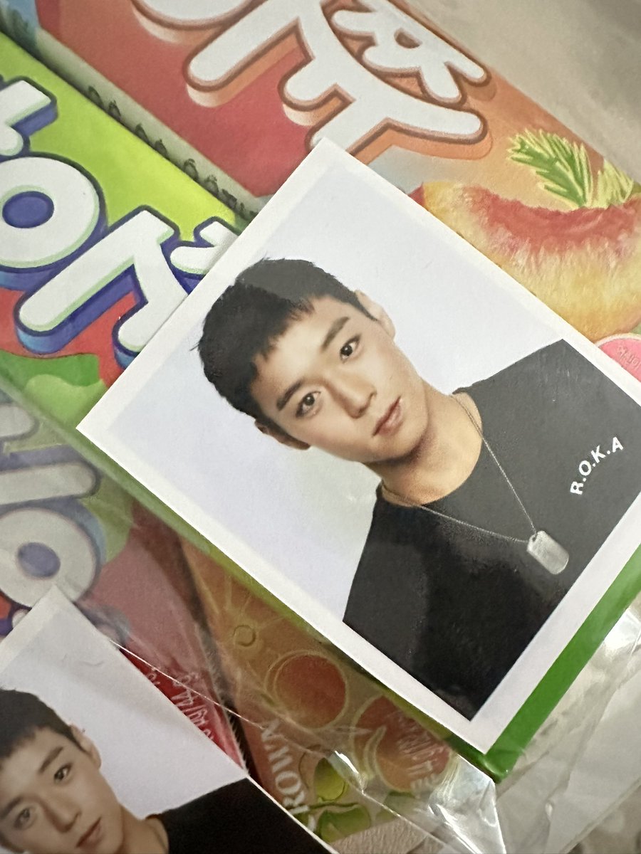 졔 tweet media