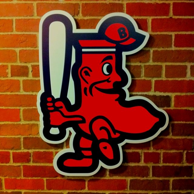 YoYoNaw's tweet photo. @Jared_Carrabis Naw, screw Wally, he sucks too. Bring back the condom. https://t.co/41EfoTE7Xm