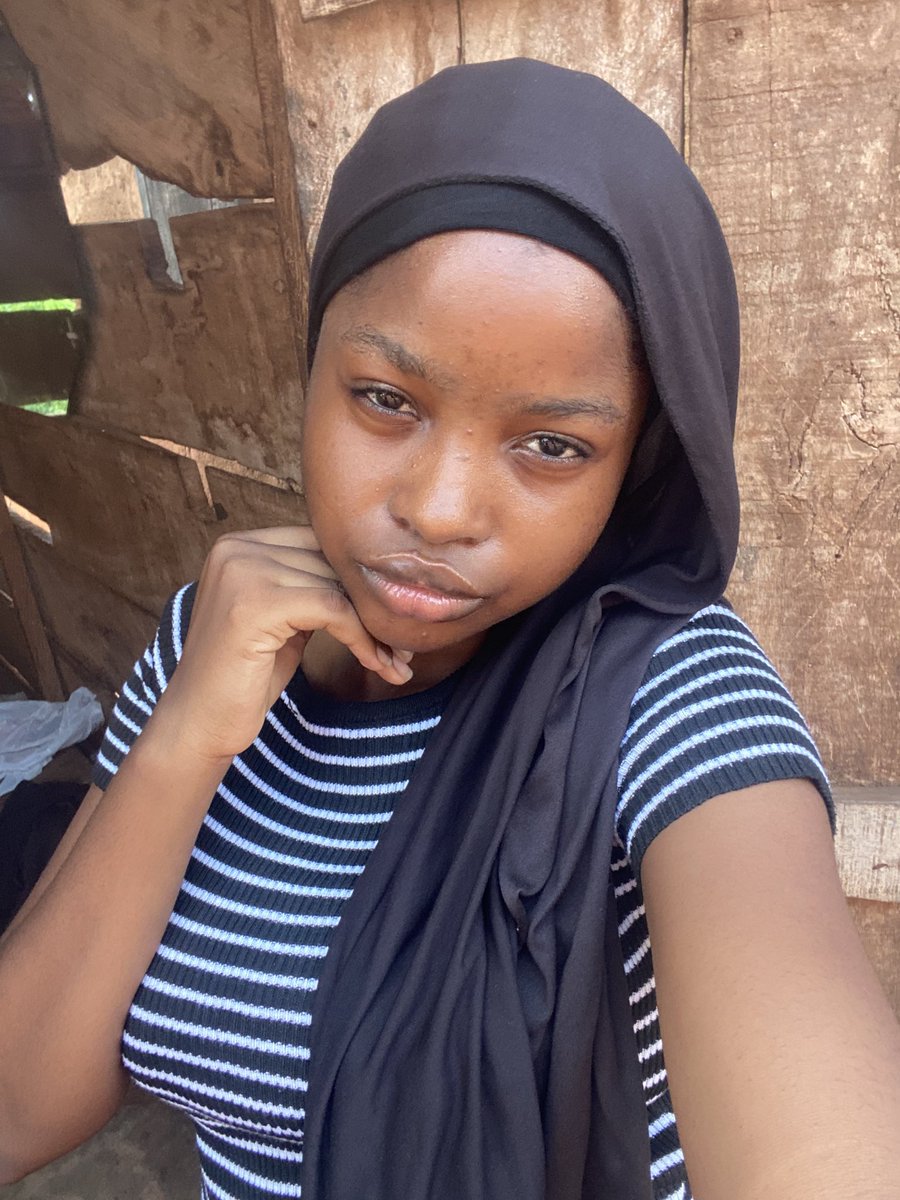 Reema 🌺 tweet media