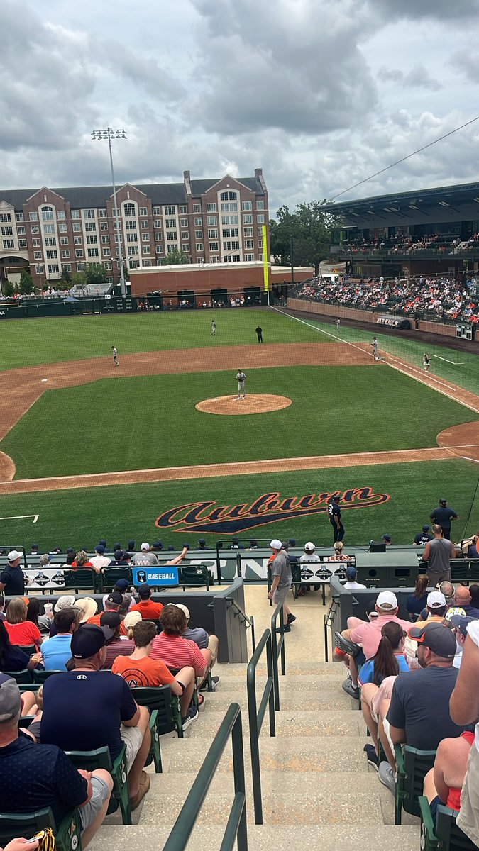 BlazeRamir30428's tweet photo. At the Auburn regional in the Milwaukee section and just heard the first “Milwaukee dosent even have football” comment roll panths 4-0 T1 https://t.co/QGcw1DpOBF