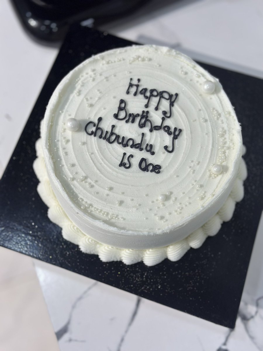 Benita👩‍🍳| Cakes in Lagos. tweet media