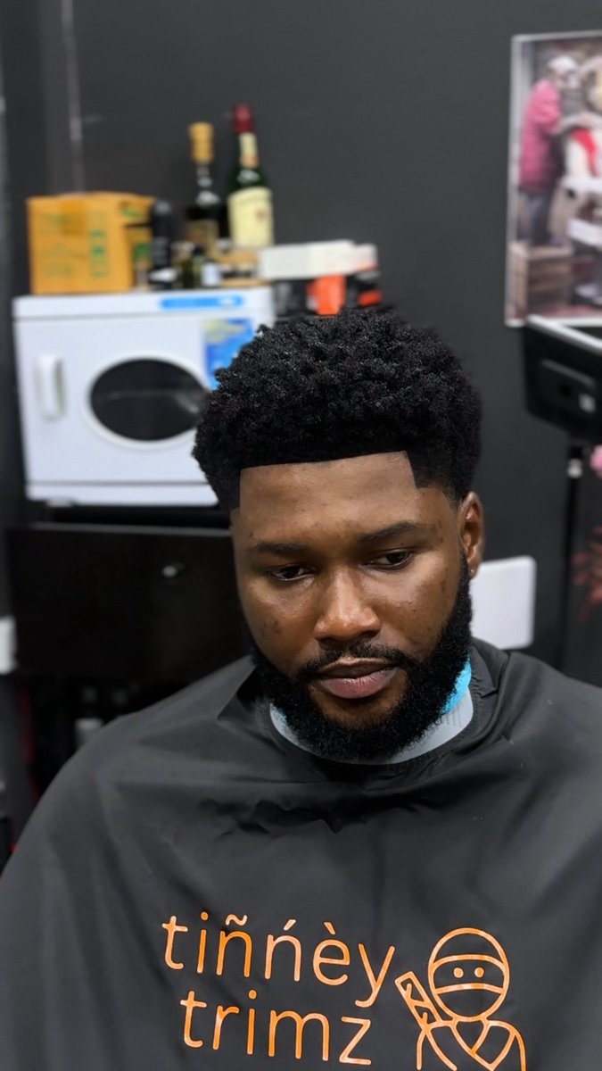 tinneytrimz's tweet photo. The best type of Taper Fade https://t.co/0kGGFa1V7Y