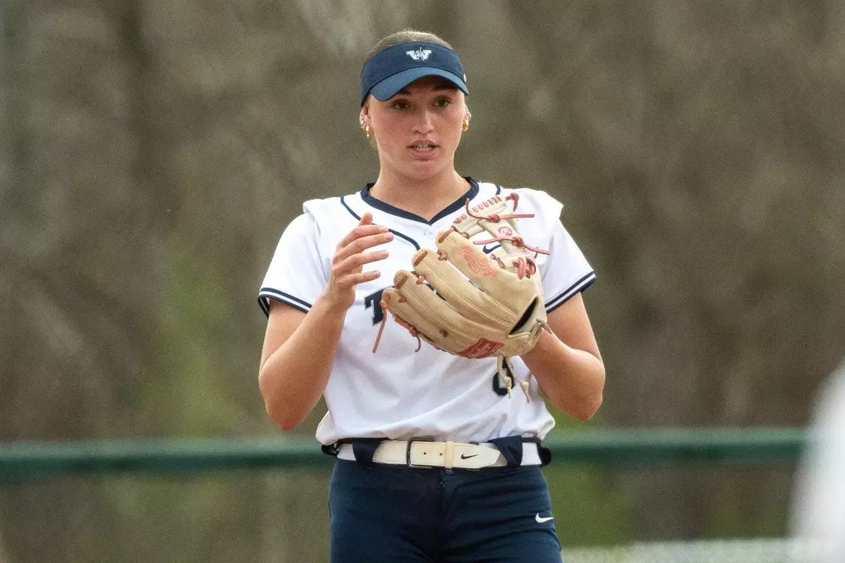 BillBeckner's tweet photo. Westminster freshman softball player Kylie Anthony (Penn-Trafford) is named Eastern Collegiate Athletic Conference Division III Rookie of the Year.

Also the PAC Newcomer of the Year, she hit .389 w/13 doubles, a conference-best eight triples, 25 RBIs and 41 runs.

@kylie_anthony @wctitansoftball @PTWarriors @PAC_Athletics 

Photo: Westminster Athletics
