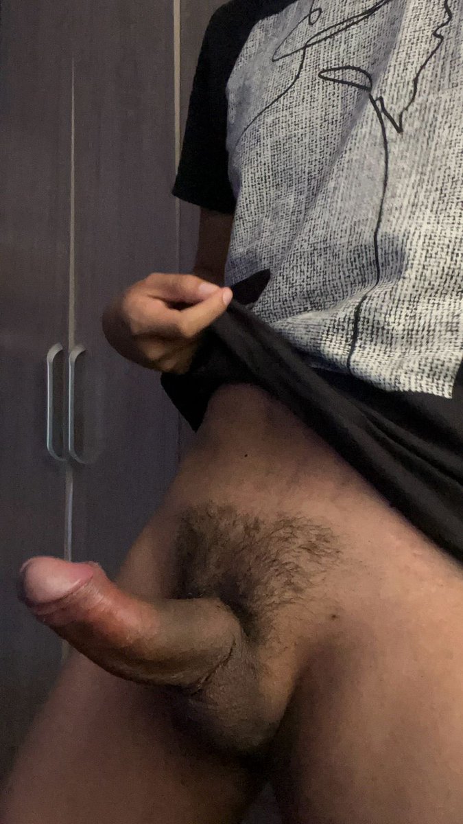 The_bestdark's tweet photo. @ElChatoVeryHott Hola bro, hay grupo de wsp o Telegram? Me gustaría participar de las Reus soy act https://t.co/vMXG2EMnpD