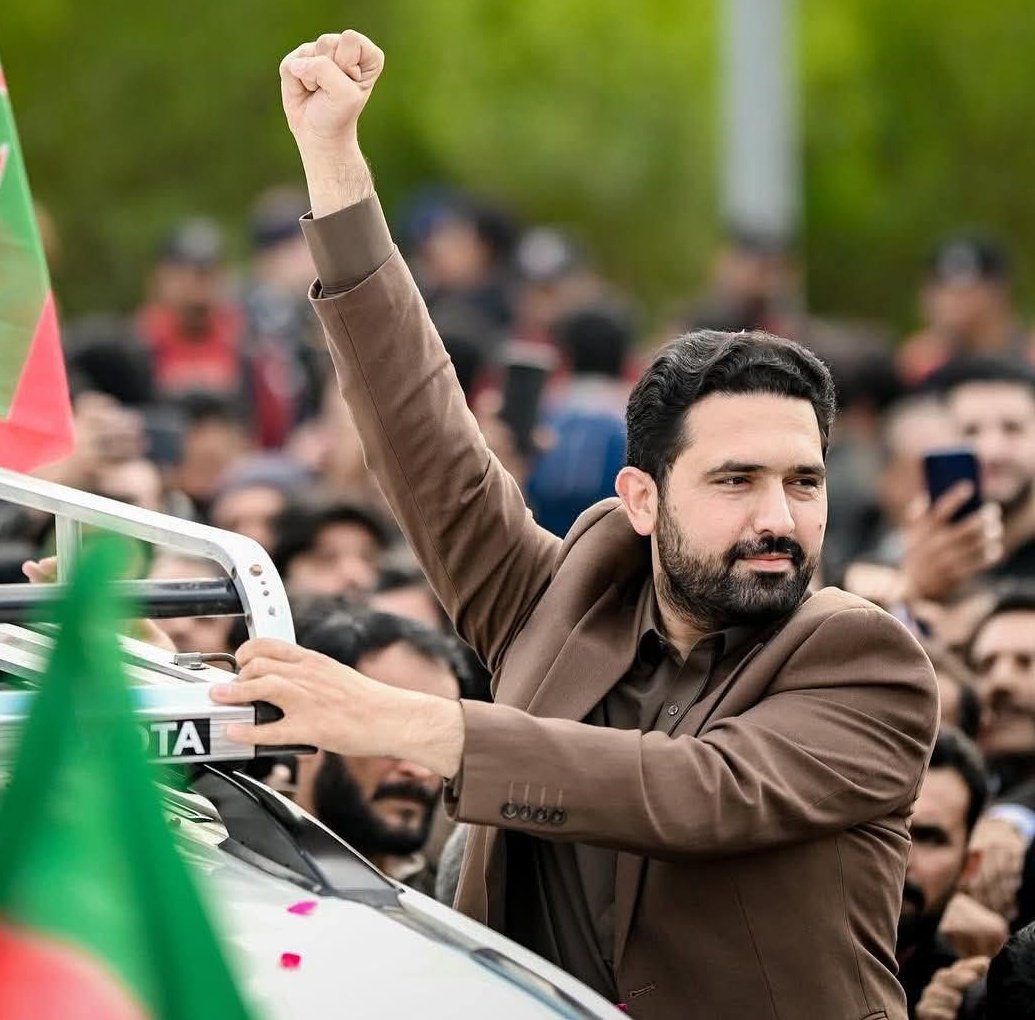 FatimaPTI_IK's tweet photo. سہیل آفریدی سے آپ کتنے مطمئن ہیں ؟؟؟؟؟

0 ٪ 
50 ٪
100 ٪ https://t.co/QPph5cd2ri