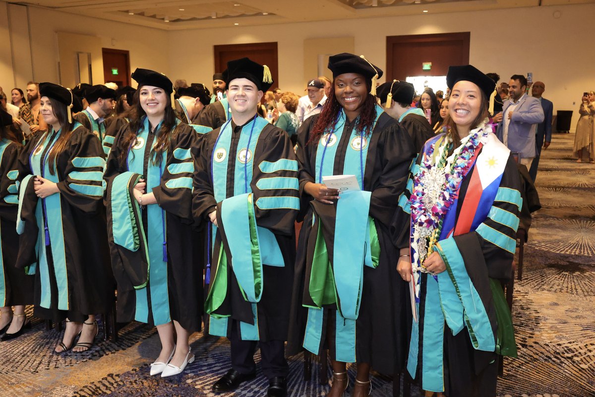 interpuertorico's tweet photo. 🎓 Comienzan las graduaciones 2026 de la Inter. Más de 5,800 estudiantes recibirán sus diplomas en todo el sistema universitario. ¡Felicidades a la Clase 2026 por este gran logro! https://t.co/69b3y7br9K