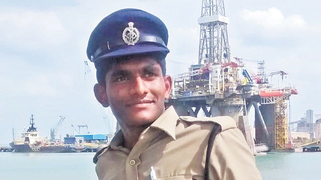 VikasAlwys's tweet photo. Meet Uday Krishna Reddy IPS , a man who turned from being a police constable to becoming an IPS officer. Born in Ullapalem village of Singarayakonda mandal, he lost his mother at the age of 4 and his father at 15. Raised by his grandmother Ramanamma, a daily wage laborer, life tested him from the very beginning.

He studied in a Zilla Parishad school and later completed his BA from Jawahar Bharathi Degree College. To support his education, he worked part-time as a lab technician at a diabetic clinic while pursuing his studies. In 2012, he joined the police department as a constable.

For years he served sincerely. But in 2018, a humiliating incident changed everything. A Circle Inspector, reportedly holding a personal grudge, publicly humiliated him in front of nearly 60 officers and punished him with an additional drill for over an hour.

Instead of breaking him, that moment ignited a fire within him. He resigned from his job and began preparing for the UPSC Civil Services Examination. Despite setbacks in his first attempts in 2019, 2021, and 2022, but refused to give up. In 2023, his perseverance paid off when he secured AIR 780 and achieved his dream of becoming an IPS officer.

What amazes me is that many people today have access to good colleges, coaching, AC study halls, and every possible resource, yet still struggle to stay consistent. Uday Krishna Reddy's story proves that resources help, but burning desire is what truly change lives