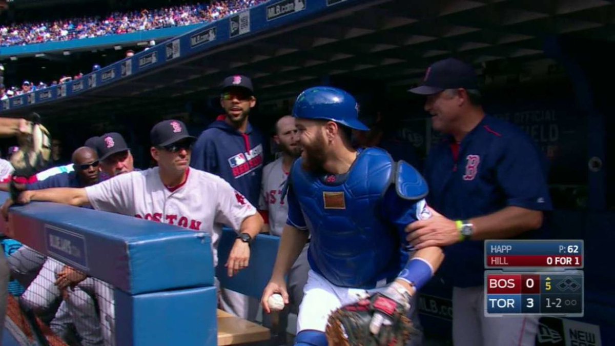 GetItDoneShow's tweet photo. Why isn’t everyone smiling? 

@russellmartin55 https://t.co/BRiGyfVM3L