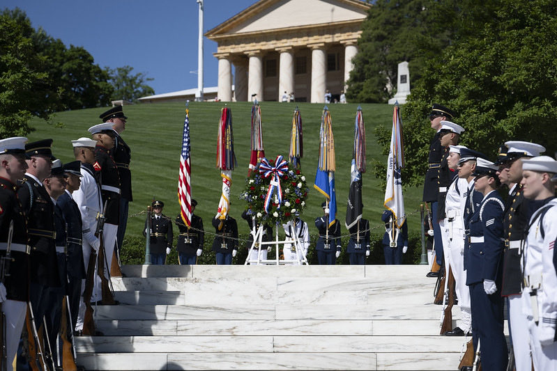 ArlingtonNatl's tweet photo. Today, @MDW_USARMY Maj. Gen. Antoinette Gant &amp; @ExecDirectorANC Karen Durham-Aguilera participated in an Armed Forces Full Honors Wreath-Laying Ceremony in honor of President John F. Kennedy’s 109th birthday. We remember his legacy and service. https://t.co/geIHm5feqF