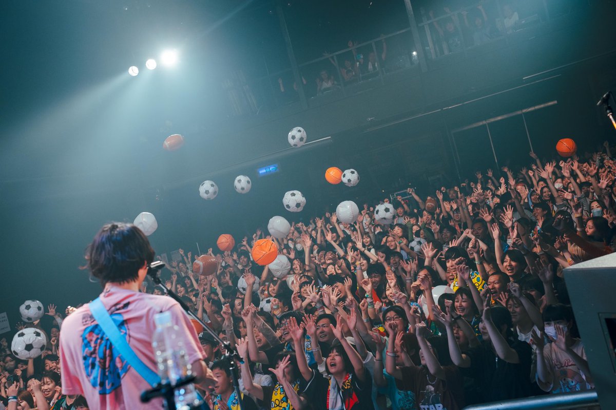 yassan_durian's tweet photo. #とびだせスペースアドベンチャー 福岡DRUM LOGOS

ライブハウス編セミファイナル
とんでもないぶち上がりありがとう
笑顔たくさんで幸せでした！

必ずLOGOSソールドするバンドになる！
福岡、九州でもっと大きくなれるように頑張るぞ〜！
今後ともよろしくね〜！

📸@teru_ttm https://t.co/sV3uoi2eU2