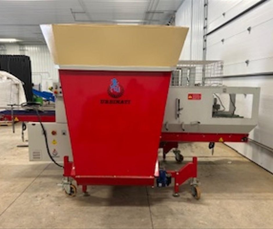 GovDeals's tweet photo. Need to upgrade your potting machine? This 2023 Urbinati KVXM Potting machine has...

⏰ Low hours
🌱 Efficient soil recirculation
🤸 Pot flexibility
⏩ High-speed filling tray

📍 Zanesville, OH
⏲️ Ends 6/2

Find more info here 👉 https://t.co/bpUjz71eol https://t.co/VbPtLu1jTz
