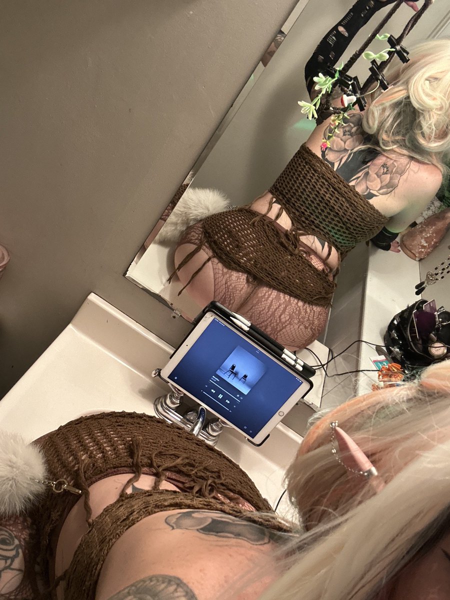 𝔩𝔦𝔩 𝔫𝔶𝔪𝔭𝔥 tweet media