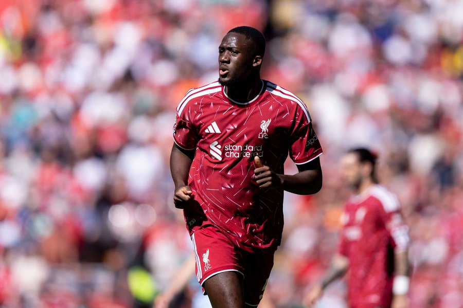 ViralTMDS's tweet photo. 🔴 ¡IBRAHIMA KONATÉ DEJA EL LIVERPOOL!

Su última temporada como jugador del Liverpool la completa con un total de 51 partidos jugados, 2 goles y 0 asistencias.

Según @FotMob, su nota media de la temporada en Premier League 2025/26 es de un 7,11. 📊 https://t.co/XhDc2Tt3WT