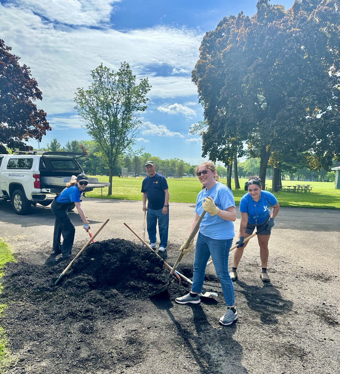 FirstScotia's tweet photo. On May 19, staff partnered with Scotia Rotary at Collins Park’s Rotary Circle for a seasonal cleanup, re-mulching and refreshing a cherished local landmark while strengthening community pride through hands-on service.🌿@capregchamber @SaratogaChamber https://t.co/ABwmQlzM6X