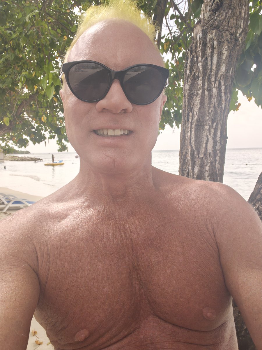 Mr. Marie tweet media
