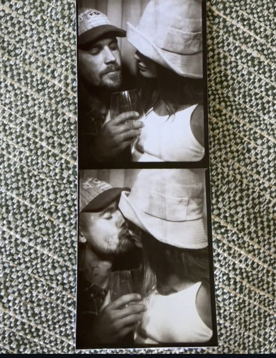 offmybieber's tweet photo. JACK BLUES PARENTS https://t.co/IVf0gqigBw