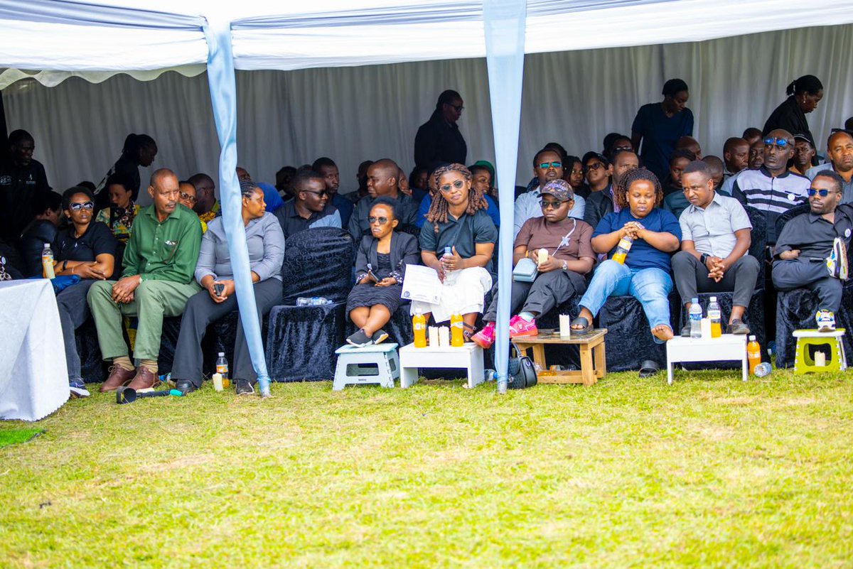 ncpdrwanda's tweet photo. Ugwaneza Norbert Perezida @ncpdrwanda yagazie ati: Twifatanyije n’Abanyarwanda bose muri ibi bihe byo kwibuka. Turazirikana by’umwihariko abantu bafite ubumuga bishwe muri Jenoside yakorewe Abatutsi, abayirokotse ikabasigira ubumuga,ndetse n’abakomeje guhangana n’ingaruka zayo. https://t.co/Mr2jWz9T5L
