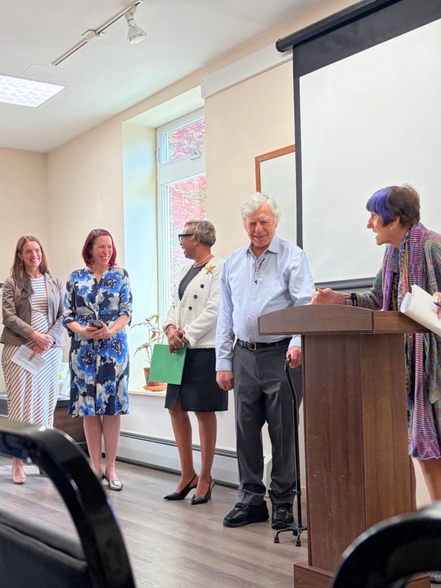 ECCommunities's tweet photo. Yesterday morning, ECC President Shenae Draughn joined Rep. Rosa DeLauro alongside Partnership for Strong Communities and State Representative Laurie Sweet at Neighborhood Housing Services of New Haven to talk about what's at stake for affordable housing and what's possible. https://t.co/e1RqeAHX2k