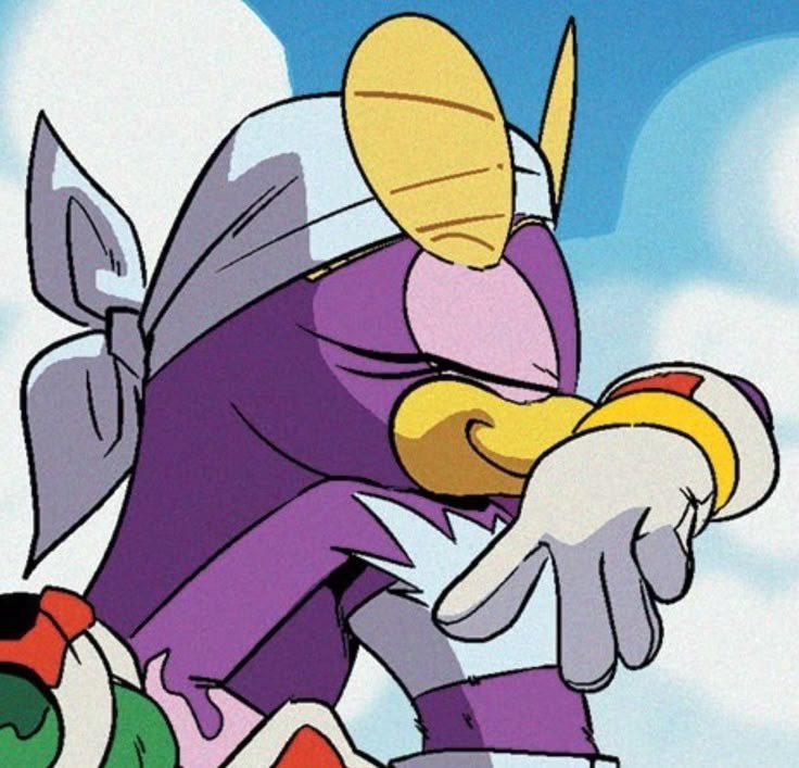 SmarterSwallow's tweet photo. @berrybluebot I know! I'm the nicest, and will make sure to personally congratulate Storm on his blossoming..

Friendship! It's lovely to see. https://t.co/MxYC8slMxG