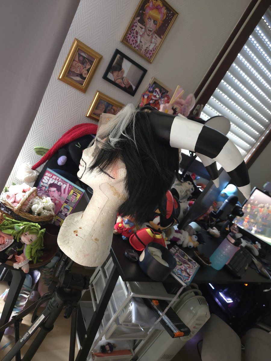 matchamonz's tweet photo. goromi will have to wait this fucker took all i had </3 i have no hairspray or soul left in me https://t.co/61Dwqz8Llv