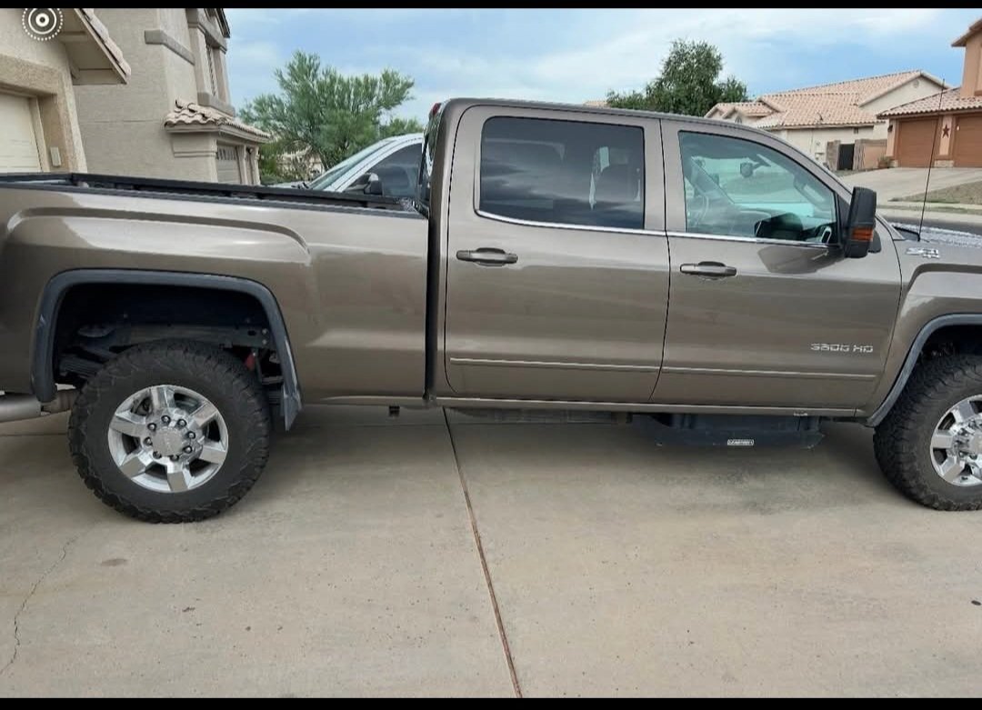 haywagon68's tweet photo. @whatsuptucson I'm posting this for a friend 
Truck was stolen in the Marana area https://t.co/NxIFh0VS1r