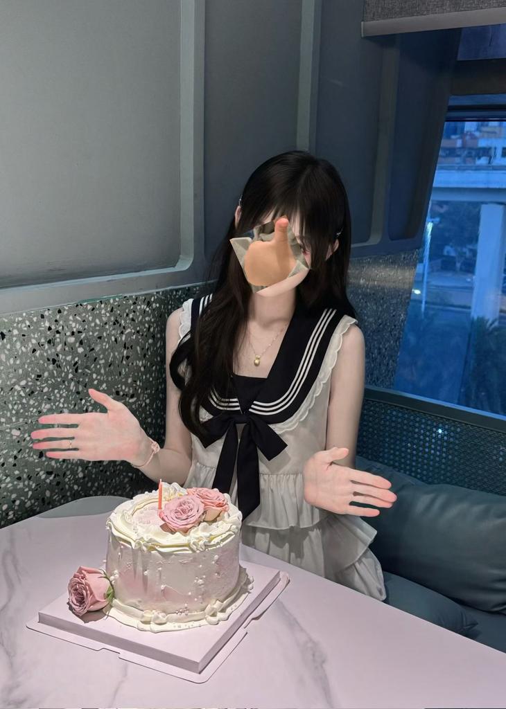 kwy889's tweet photo. 给我家宝子过生日来了 https://t.co/dN3J28Gssr