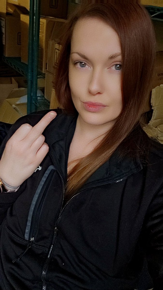 Mistress_Lucy94's tweet photo. Keep sending losers, what's yours is mine 😘😈🫴🏻💸 https://t.co/dMwubVoXQF