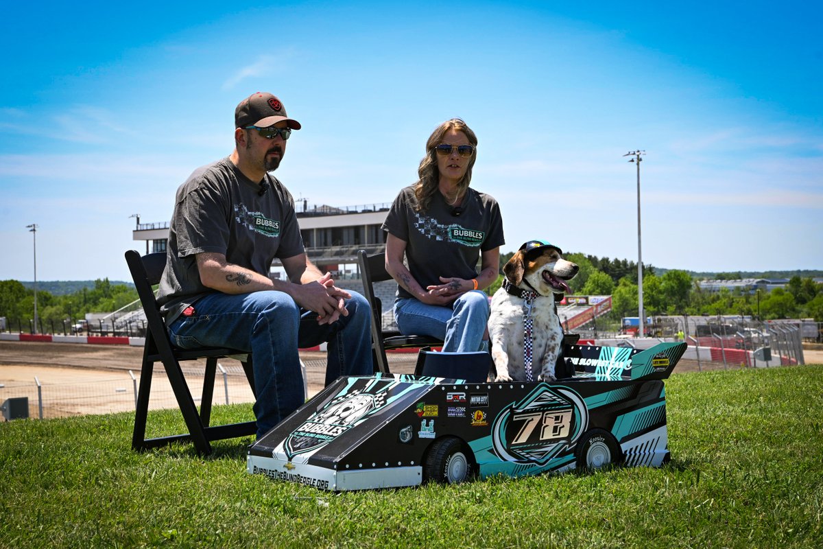 WoOLateModels's tweet photo. This is Bubbles the Blind Beagle, he loves Late Models and he's @DennisErbJr's number one fan.

We've got the full story coming to a screen near you soon! https://t.co/gdYf2YC9XT